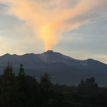 Nyaraló Fraele Acireale
